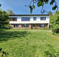 Architektenhaus mit Weitblick auf großzügigen Grundstück in Süd-West-Ausrichtung - Ochsenfurt