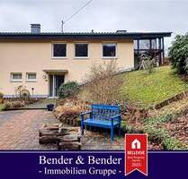 Modernisiertes Einfamilienhaus in hervorragender Aussichtslage mit großer Garage und tollem Garten! - Siegen Niederschelden