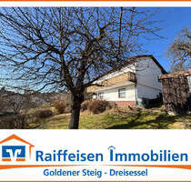 Freistehendes Einfamilienhaus in ruhiger, sonniger Aussichtslage - N. Grafenau