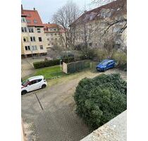 Vier 2-Raumwohnungen und zwei 3-Raumwohnungen mit drei Kfz-Stellplätzen - Leipzig Altlindenau