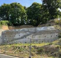 Baugrundstück in Eppstein-Vockenhausen: Baugenehmigung für Zweifamilienhaus vorhanden. - Eppstein - Vockenhausen