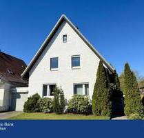Viel Platz für die Familie - Zweifamilienhaus in Bünde!