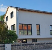 Ihr neues Zuhause in Aurach: Ökologisch, modern, einzigartig - Stadthaus mit Charakter