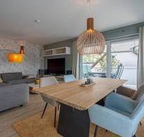Neuwertige 3-Zimmer ETW mit 2 Carport-Plätzen in Gaienhofen-Horn EBK - Energieklasse A - frei