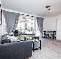 Vollständig saniertes und möbliertes 1-Zimmer City Apartment mit Balkon und Stellplatz in Winterhude - Hamburg