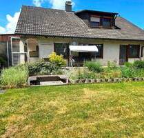 Idylle trifft Wohnkomfort - Einzigartiges Haus am Weiher mit Blick ins Grüne in Eckental. Preis gem. Gutachten