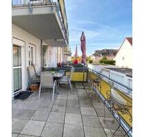 Schöne Maisonettewohnung mit zwei Balkonen! - Groß-Zimmern