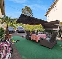 Großzügiges Zweifamilienhaus in idyllischer Lage mit großem Grundstück - Hennef (Sieg) Lanzenbach