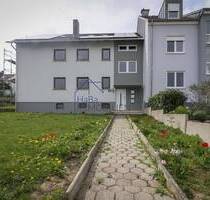 Charmante 4-Zimmer-Erdgeschosswohnung mit Terrasse und Gartenanteil - Hambach