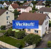Zweifamilienhaus mit Ausbaupotential im Dachgeschoss in Toplage von Gottmadingen.