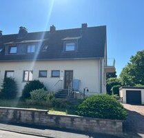 SIEGBURG, geräumiges 1-2 Fam.Haus mit ca. 812 m² Grst., ca. 180 m² WNfl., 6-7 Zi, Balkon, 2 Garagen