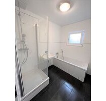 Sanierte Wohnung - 3 Schlafzimmer, neues Badezimmer & Gäste-WC inkl. Stellplatz & Keller - Würselen Broichweiden