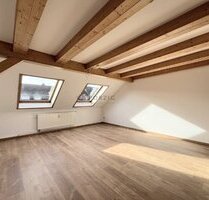 Großzügige Dachgeschosswohnung mit Tageslichtbad - Chemnitz Gablenz