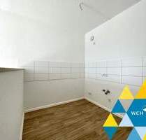 Loggia-Traum im 6. Stock - Helle Wohnung mit Ausblick u. Dusche - Chemnitz Helbersdorf