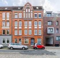 Sanierte 2-Zimmer-Altbauwohnung mit Balkon - Besichtigung 30.07. - Kiel Hassee