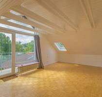 Menden Zentrumsnah - Moderne Mietwohnung im DG mit Balkon, Stellplatz und Küche