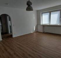 3-sanierte Zimmer-Wohnung mit Balkon in Duisburg-Neumühl