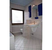 Schöne 3 Zimmer-Wohnung -1.OG - Südbalkon -Hausmeister-90522 Oberasbach