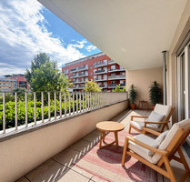 Attraktive 4-Zimmer-Wohnung mit EBK, großem Balkon, 2 Bädern und Tiefgaragenstellplatz - Frankfurt am Main Bockenheim
