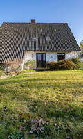 Zweifamilienhaus in Oberneuland, mit Garage und Pool. - Bremen / Oberneuland