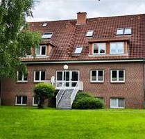Schöne 4-Zi.-Whg. mit 2 Terrassen, Garten u. Carport in Uninähe Projensdorfer Straße, Kiel
