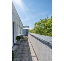Wohntraum am See: Exklusives Domizil mit umlaufender Dachterrasse - Berlin Rosenthal