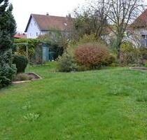 Baugrundstück mit Altbestand - 490.000,00 EUR Kaufpreis, ca.  0,00 m² in Köfering (PLZ: 93096)