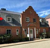 Frisch saniert! Helle 105 m² 3 Zimmer-Maisonettenwohnung mit Stellplatz - Husum