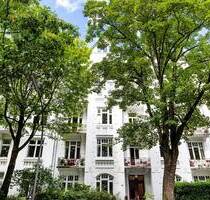 Einmalige Chance - Garten, Büro und Wohnung - Alles in Einem in Toplage von Eppendorf - Hamburg