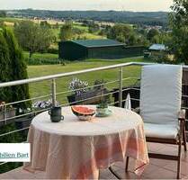 TEILRENOVIERTES 160 M² WOHNHAUS MIT WUNDERSCHÖNER SICHT INS GRÜNE! - Freudenburg