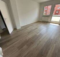 Südbalkon Laminat Bad mit Fenster ...in Reichenbrand ! - Chemnitz Reichenbrand 862