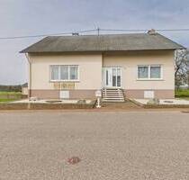 PLATZ FÜR IHRE WOHNTRÄUME - 147 M² WOHNHAUS MIT GARTEN UND AUSBAUOPTIONEN - Kastel-Staadt