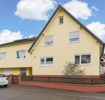 Gepflegtes Einfamilienhaus im Ortskern - Königsbach-Stein / Königsbach