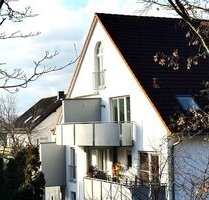 Schöne, großzügige Dachgeschoss-Wohnung in Dudenhofen - Rodgau