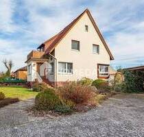 Familienfreundliches Einfamilienhaus mit 7 Zimmern, Keller, großem Garten und viel Potenzial - Wahrenholz