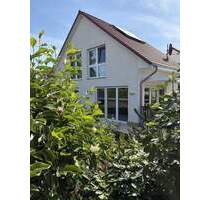 Zwei Einfamilienhäuser auf einem Grundstück in Waren(Müritz)