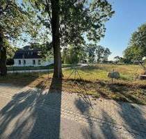 Insel Usedom ! Haus in herrlich ruhiger Lage ! Aufteilung in bis zu 4 Wohnungen möglich ! Planung vorhanden ! - Lütow Neuendorf