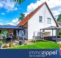 Modernes EFH in Bohnsdorf: 5 Zi., 144 m² Wfl., Wintergarten, ausgebauter Spitzboden und Garage - Berlin