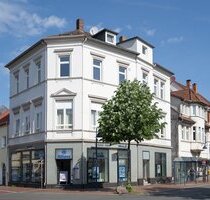 Historisches Wohn- und Geschäftshaus im Herzen von Lage - Vollvermietet und Gepflegt