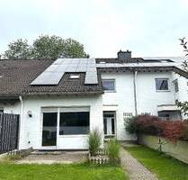 XL- REIHENHAUS MIT 5 ZIMMERN UND GARAGE IN WUPPERTAL CRONENBERG