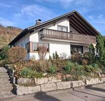 !! Provisionsfrei !! Freistehendes Haus in traumhafter Südhanglage und Weitblick - Schwäbisch Gmünd - Degenfeld