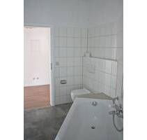 Helle, Teilmöblierte 2-Zimmer-Wohnung mit Einbauküche - Leipzig Böhlitz-Ehrenberg