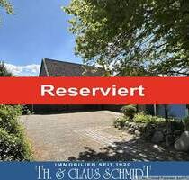 ***Reserviert*** Landhaus mit vielen Möglichkeiten und großem Grundstück in VarelRosenberg