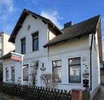 Historisches Zweifamilienhaus mit großem Hof in bester Lage von HH-Lohbrügge - Hamburg