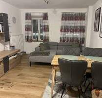 Moderne 2 Zimmer-Stadtwohnung mit Terrasse - Straubing