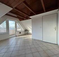 Lichtdurchflutete Wohnung mit Balkon zentral gelegen - Brakel