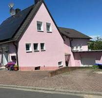 Traumhaftes Einfamilienhaus in direkter Feldrandlage mit viel Platz und Charme - Alzenau Michelbach