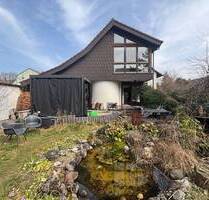 :: Freistehendes Einfamilienhaus mit sehr großem Garten und viel Wohnraum:: - Lampertheim