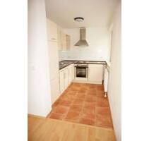 frei ab 1.2.26 ! Inkl. EBK ! Laminat - Bad mit Fenster - Balkon ! - Chemnitz Gablenz