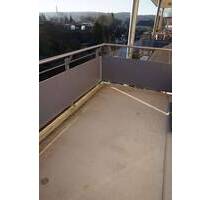 DG-Whg. = 2. OG - Bad mit Fenster - großer Balkon - frei ab 1.10.25 - Flöha